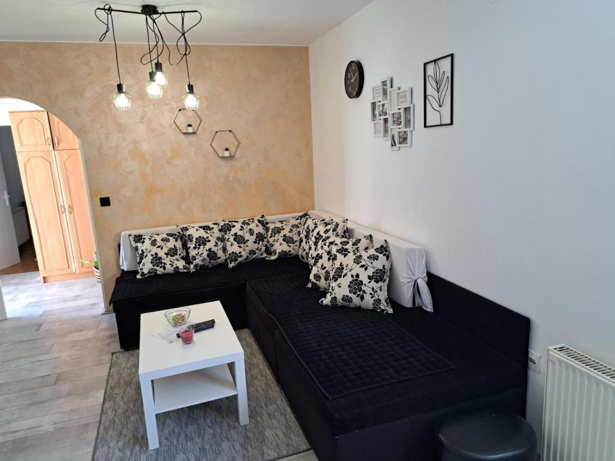 Stefan Apartman نوفي ساد المظهر الخارجي الصورة